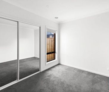 THREE BEDROOM HOME - Photo 5