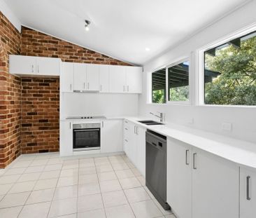 Newport, 35 Grandview Drive - Photo 3