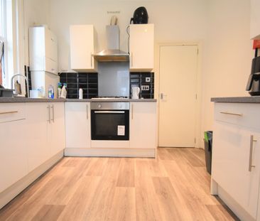 6 bedroom terraced house to rent - Photo 6