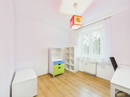 Przestronne 3-pokojowe mieszkanie w Otwocku - Photo 2