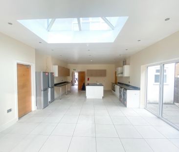 Room To Let - Photo 4