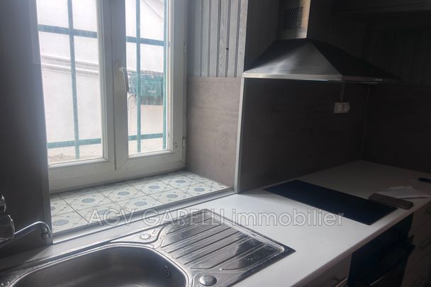 Location Appartement 1 pièce 25m² TOULON 83000 - Photo 1