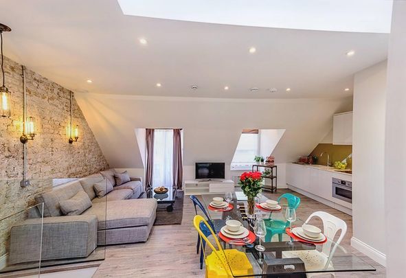 2 bedroom flat to rent - Photo 1