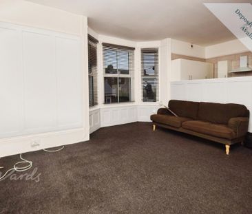 2 bedroom maisonette to rent - Photo 2