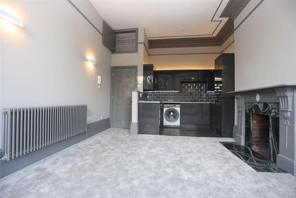 1 bedroom flat to rent - Photo 1