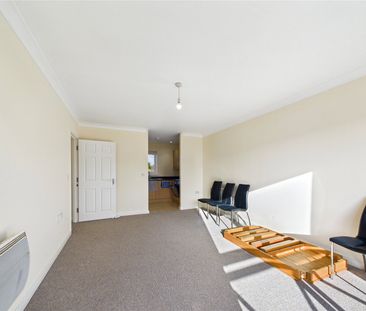 Saturn Road, Ipswich, Suffolk, IP1 5PY - Photo 1