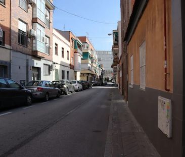 Calle de Santoña, Madrid, Community of Madrid 28026 - Photo 3