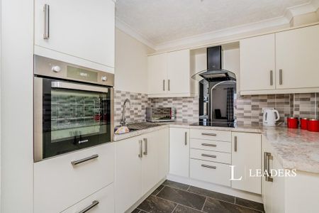 1 bedroom flat to rent - Photo 4