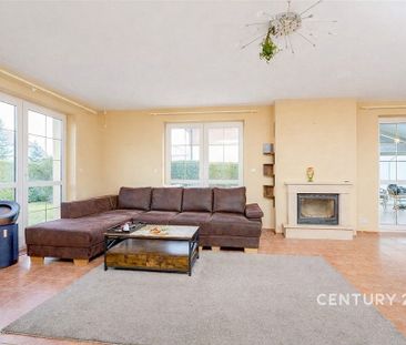 Pronájem domu 290 m² s pozemkem 896 m² - Фото 5