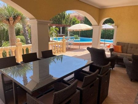 4 room luxury Villa for rent in El Campello, Spain - Photo 4