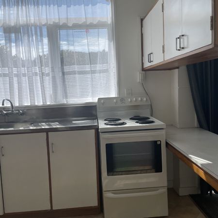 Cosy Bedsit - Photo 4