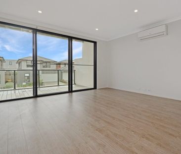 15 Astoria Rd Wollert VIC 3750 - Photo 2