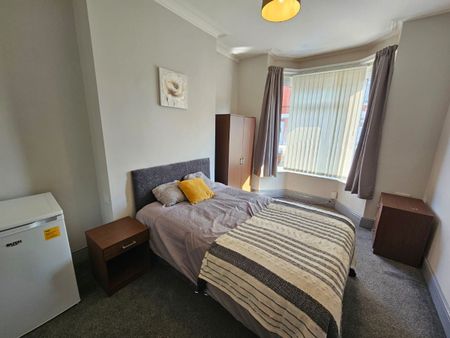 Room 1, 41 Stanhope Road - Photo 4