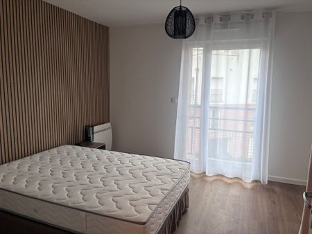 Location Appartement 2 pièces 52m² VALENCIENNES 59300 - Photo 5