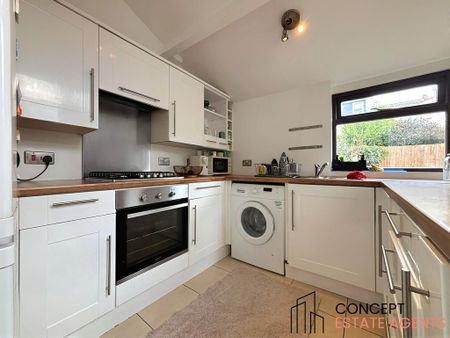 3 bedroom terraced house to rent - Photo 5