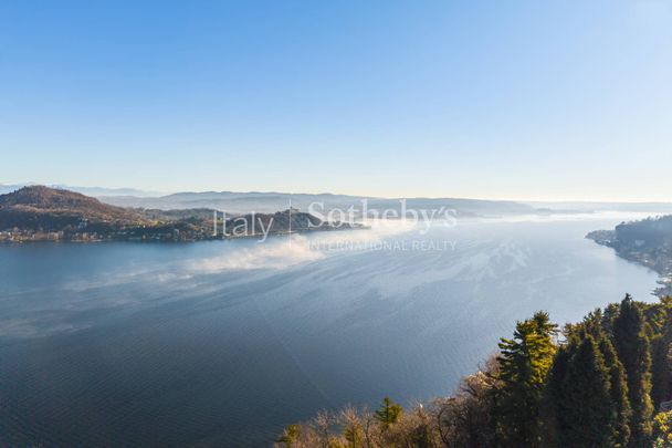 Elegant Apartment in Historic Villa on Lake Maggiore - Foto 1