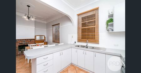 4 Young Street, Turvey Park - Photo 3