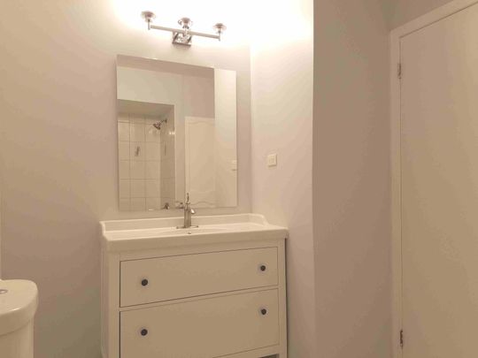 For Lease - 1316 Redbank Crescent, Oakville, Ontario - Photo 1