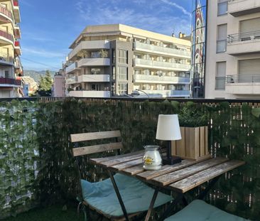 STUDIO MEUBLÉ AVEC BALCON – BAIL MOBILITÉ - Photo 5