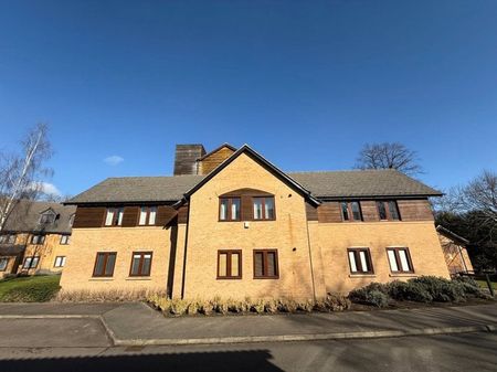 Abberley Wood, Great Shelford, Cambridge, CB22 5EZ - Photo 2