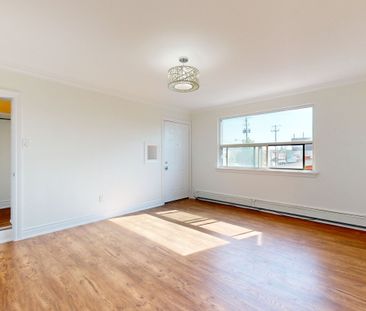 For Lease - 3503A Lake Shore Boulevard Unit# 3, Toronto, Ontario - Photo 1