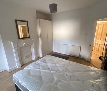Room in a Shared Flat, South Norwood, SE25 - Photo 1