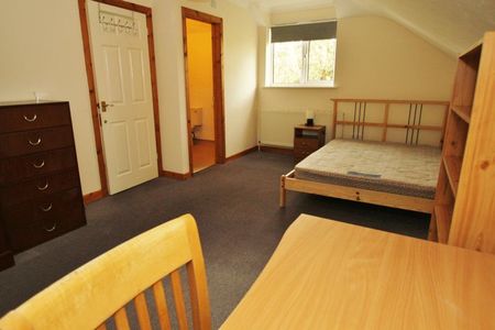 Ensbury Park, Student House - Photo 4