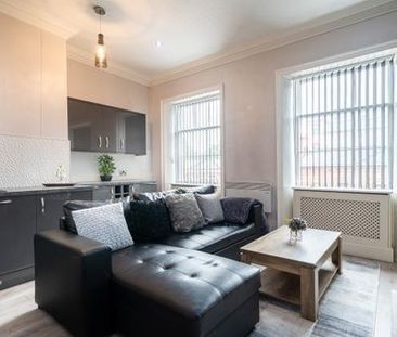 2 bedroom flat to rent - Photo 2