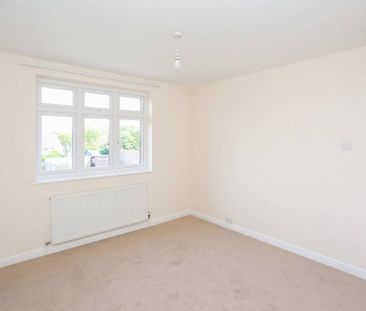 3 bedroom detached house to rent - Photo 6