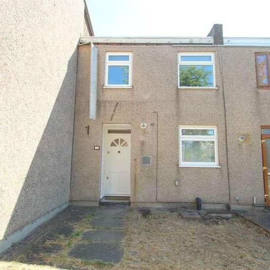 Pontypool Walk, Romford, RM3 - Photo 1