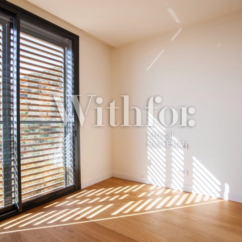 The Smith House - Photo 1