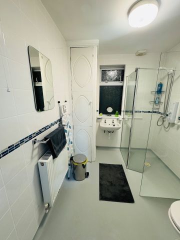 3 Bed Semi-Detached House, Aberdale Road, LE2 - Photo 4