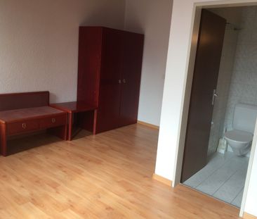 Chambre indépendante à louer à Moutier. - Photo 2