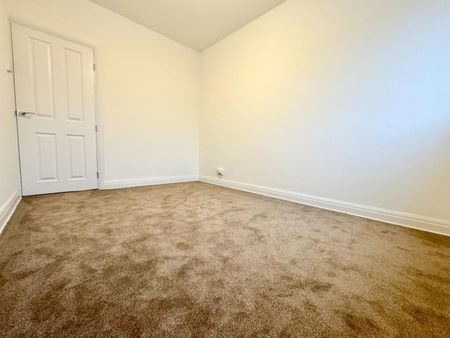 2 bedroom House To Let - Photo 3