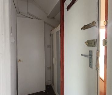 1 Bed Flat, Romford Road, E7 - Photo 3