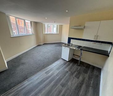 Studio to rent - Photo 3