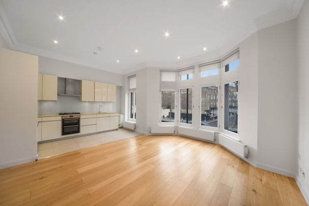 Brompton Road, Knightsbridge, SW3 - Photo 1