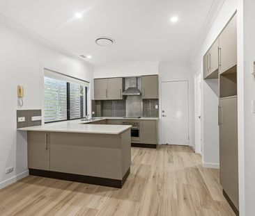 Properly Managed I Embrace a life of elegance and ease with Unit 2 at 34 Christensen St. – where comfort meets convenience! - Photo 5