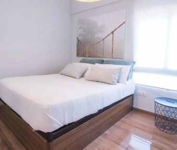 Ático de alquiler en Calle de la Brújula, 28, El Faro - Foto 4