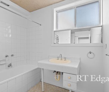 Thinking of selling? Contact our agent - Photo 6