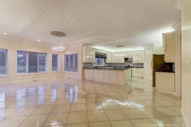 For Lease - 227 Boake Trail, Richmond Hill, Ontario - Photo 1