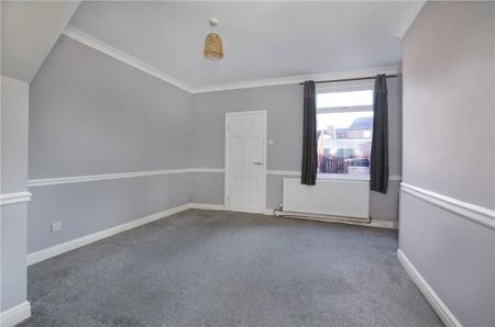2 bedroom terraced house to rent - Photo 3