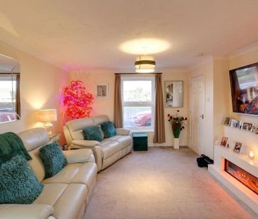 2 bedroom terraced house to rent - Photo 2