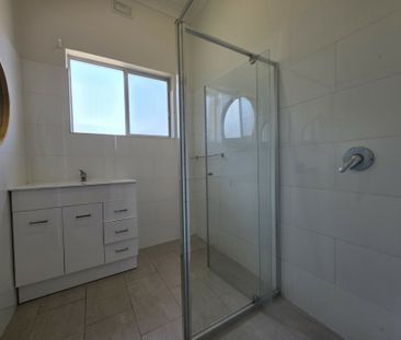 SPACIOUS TWO BEDROOM MAIS0INETTE - Photo 1