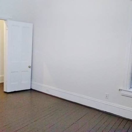 Bright one-bedroom Cabbagetown, $1,750, January 1 - Photo 1