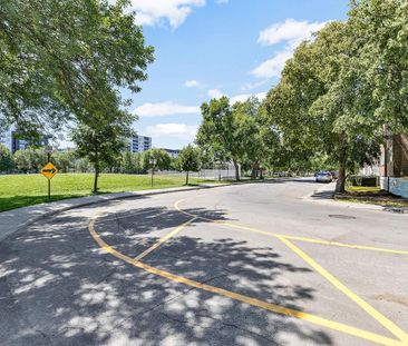 5205 Avenue 1re, Montréal, QC - Photo 1