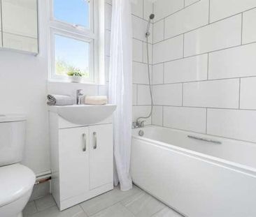 Wickham Lane, London, SE2 - Photo 1