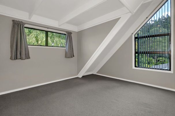 Lush views of Swanson Reserve creating a sense of semi-rural sanctuary! - Photo 1