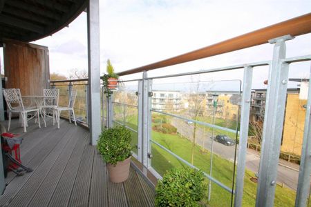 2 bedroom apartment to rent - Photo 3