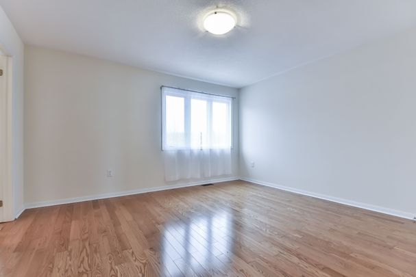 For Lease - 211 Weldon Road, Whitchurch-Stouffville, Ontario - Photo 1